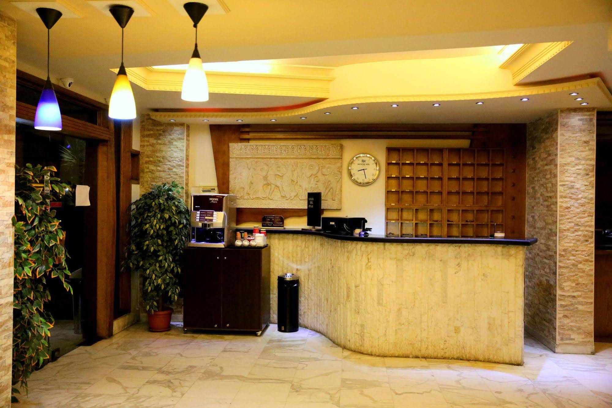 Vista Del Mar Hotel Jounieh Exterior foto