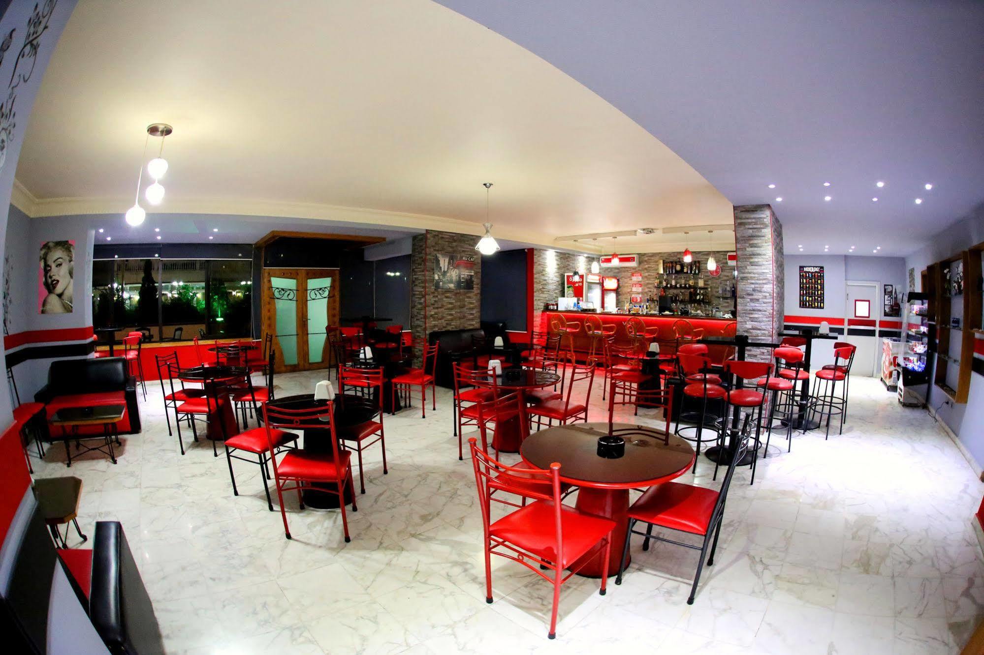Vista Del Mar Hotel Jounieh Exterior foto
